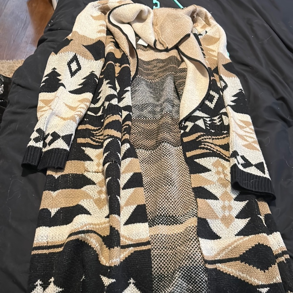 Maurice’s patterned cardigan 0x